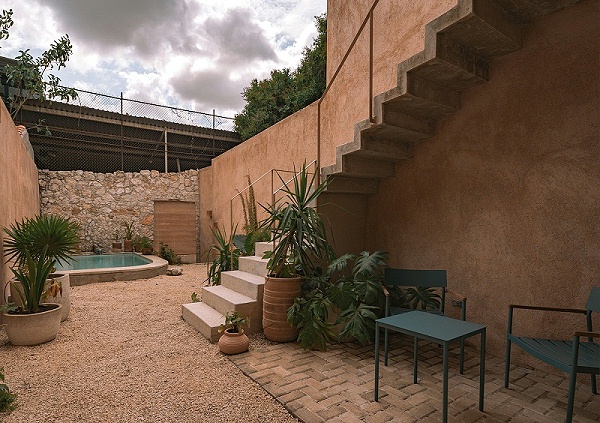 亿伽设计-汤泉设计-墨西哥私汤小院：一场由地下世界所定义的建筑体验