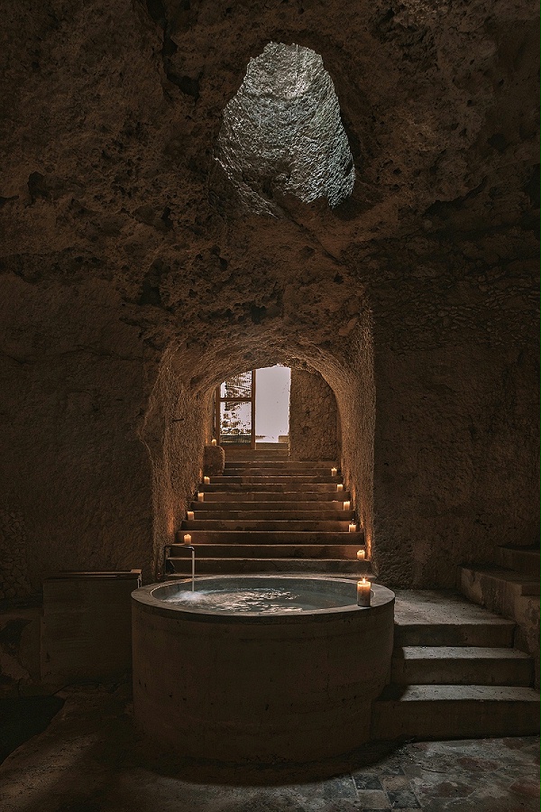 亿伽设计-汤泉设计-墨西哥私汤小院：一场由地下世界所定义的建筑体验