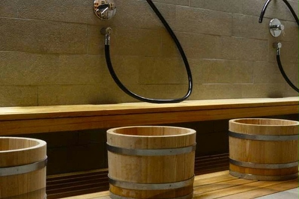 苏黎世的赫里曼啤酒厂被改造成温泉浴场