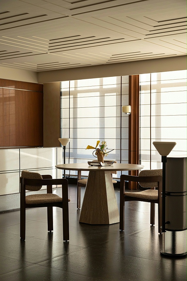 亿伽设计-汤泉设计-SPA 馆：以“老钱风”的温润底蕴为基底设计