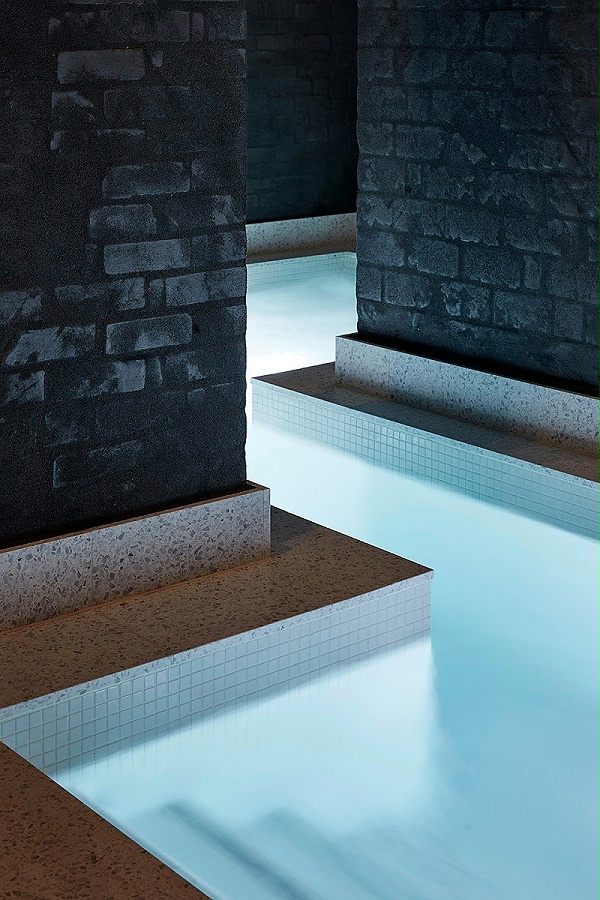 亿伽泉温洗浴设计│Jiva水疗中心：建在原砖墙结构里的宁静放松之地
