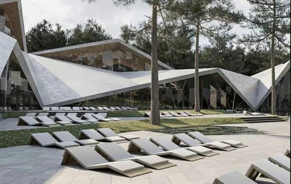 新型健康和体育中心:吸引眼球的Zlatibor Spa是酒店的延伸