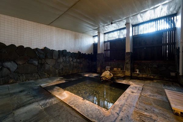 一家拥有490多年历史的秘密温泉旅馆 “汤元•不忘阁”