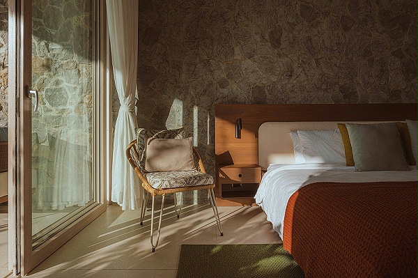 亿伽设计-汤泉设计-汤泉度假别墅：开放的丛林巢穴