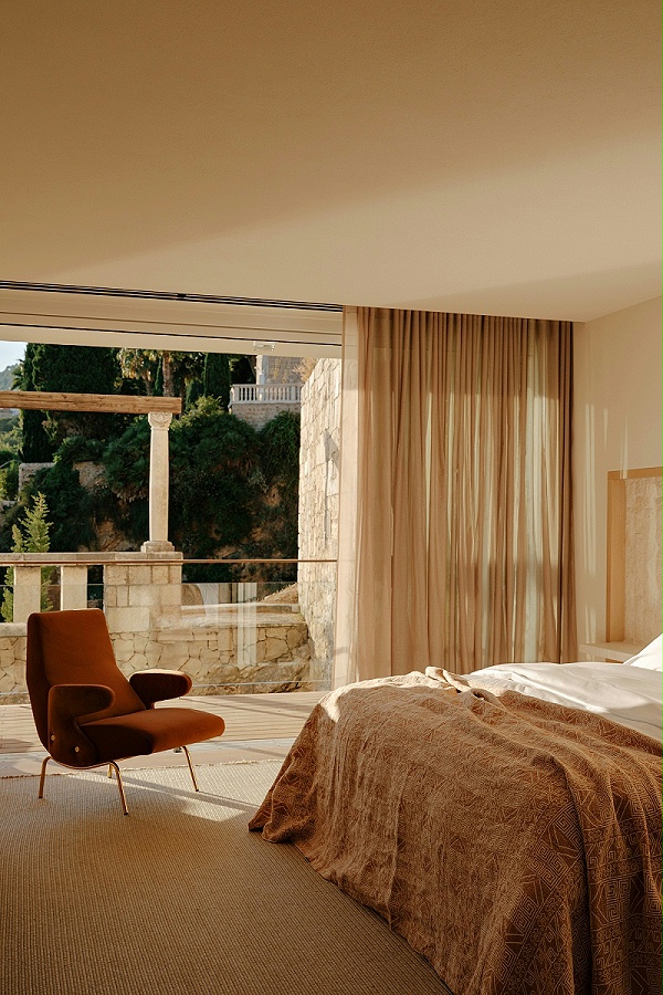 亿伽设计-汤泉设计-Villa Dubrovnik泳池酒店：将历史与当代性关系转化为空间体验