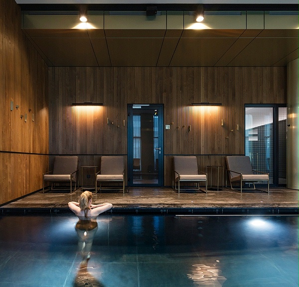 亿伽设计│温泉设计│洗浴设计│Somnus酒店的水疗中心：想象一座梦中的建筑很不寻常
