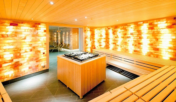 亿伽泉温设计│巴特埃姆斯温泉浴场：给人一种独特的空间印象