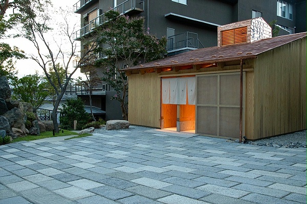 亿伽设计-汤泉设计-Matsumoto Jujo温泉酒店：为温泉小镇注入新的生命
