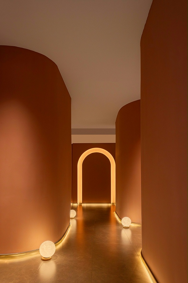 漱心•峡谷艺术温泉：原生态艺术温泉酒店